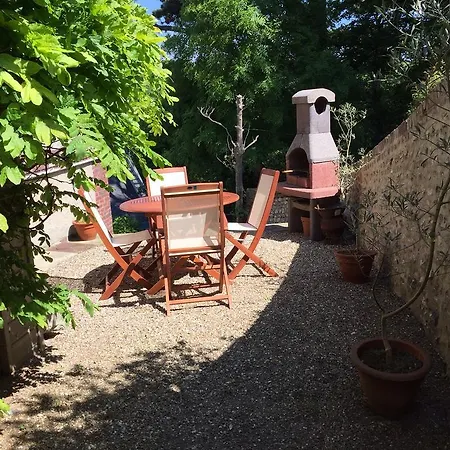La Maison De La Rose Apartment