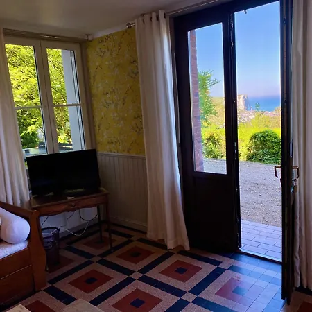 La Maison De La Rose