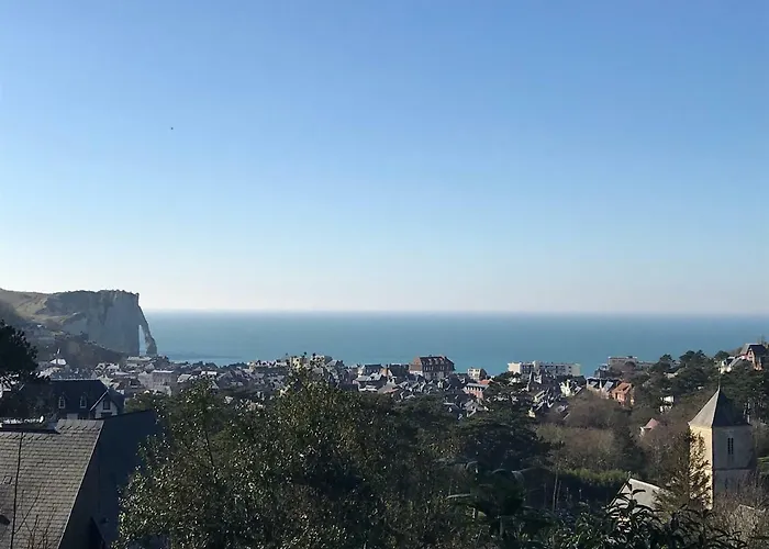 La Maison De La Rose Apartment *