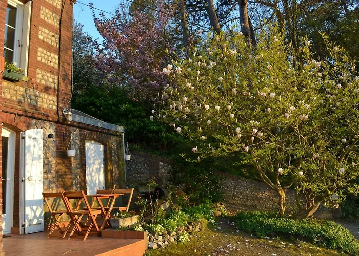 La Maison De La Rose * Etretat